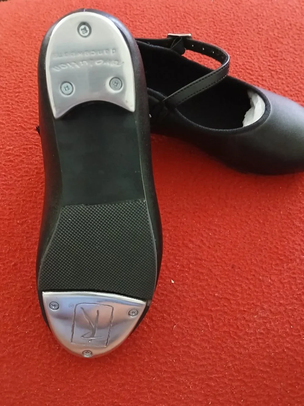 Revolution U-Shell Tap Shoes Black Size 4.5A